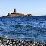 T2 Vue Mer, Jardin Clos, Village Cap Esterel St Raphael *