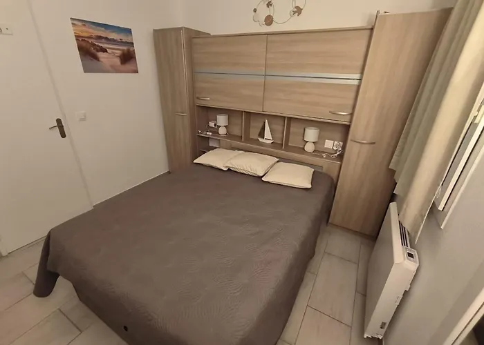 T2 Vue Mer, Jardin Clos, Village Cap Esterel St Raphael Апартаменты