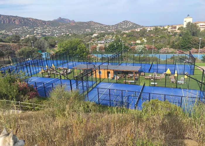 Апартаменты T2 Vue Mer, Jardin Clos, Village Cap Esterel St Raphael *