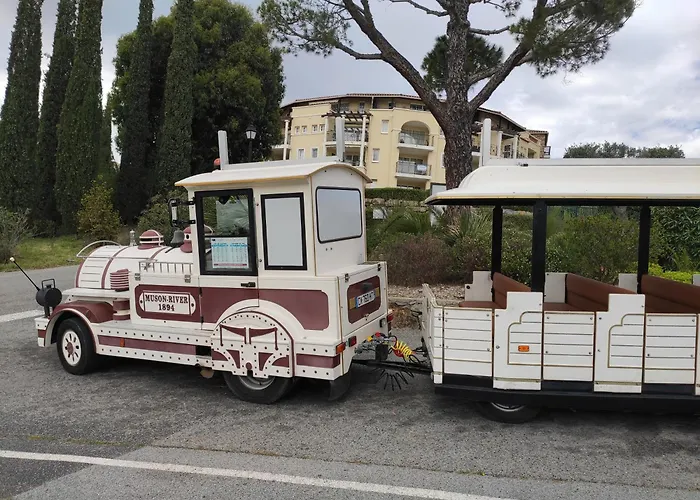 Апартаменты T2 Vue Mer, Jardin Clos, Village Cap Esterel St Raphael *