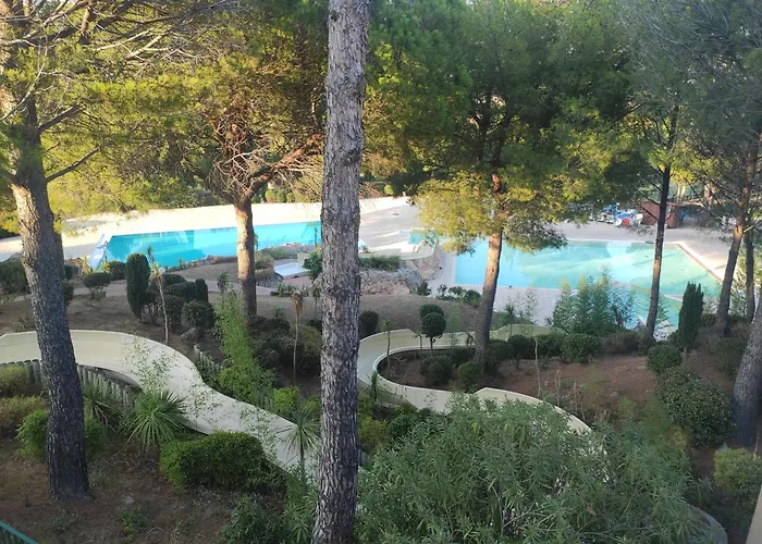 Апартаменты T2 Vue Mer, Jardin Clos, Village Cap Esterel St Raphael Сен-Рафаэль