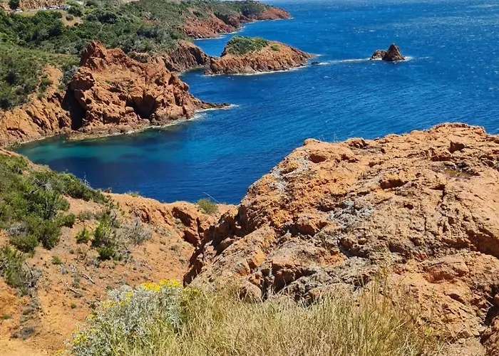 아파트 T2 Vue Mer, Jardin Clos, Village Cap Esterel St Raphael