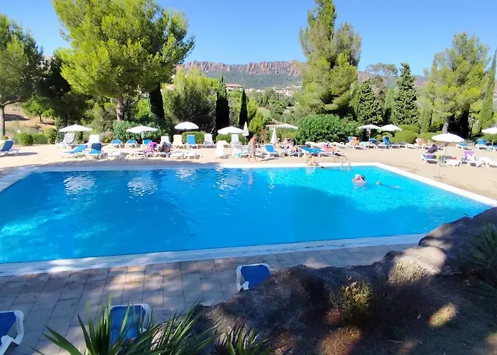 Апартаменты T2 Vue Mer, Jardin Clos, Village Cap Esterel St Raphael *